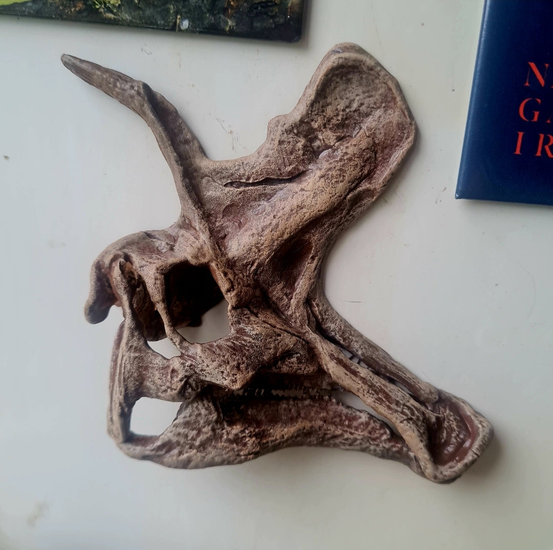 Lambeosaurus Magnet